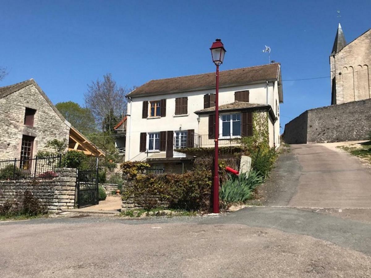 Gite Pierre Et Marie Mellecey Exterior foto